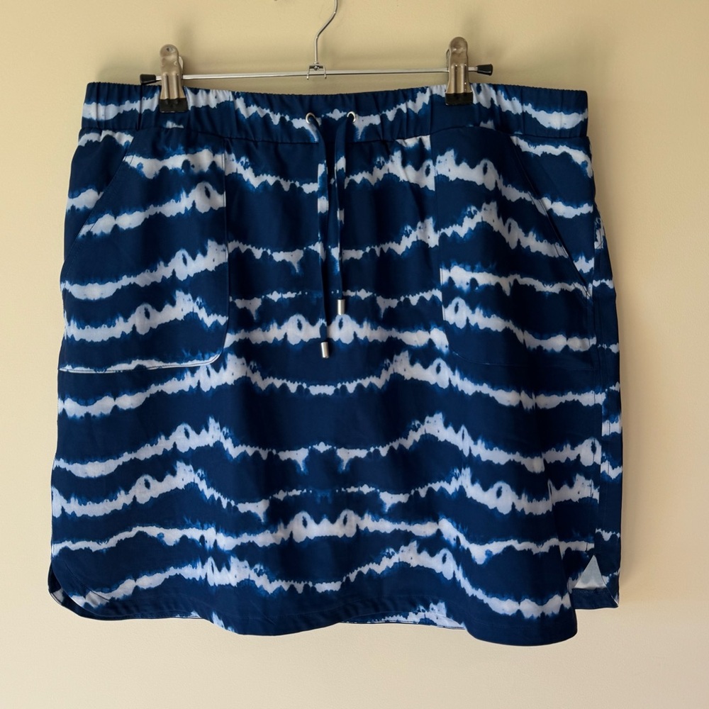Chico's Zenergy Skort - Blue Patterned - Size 1.5‎ / US 10